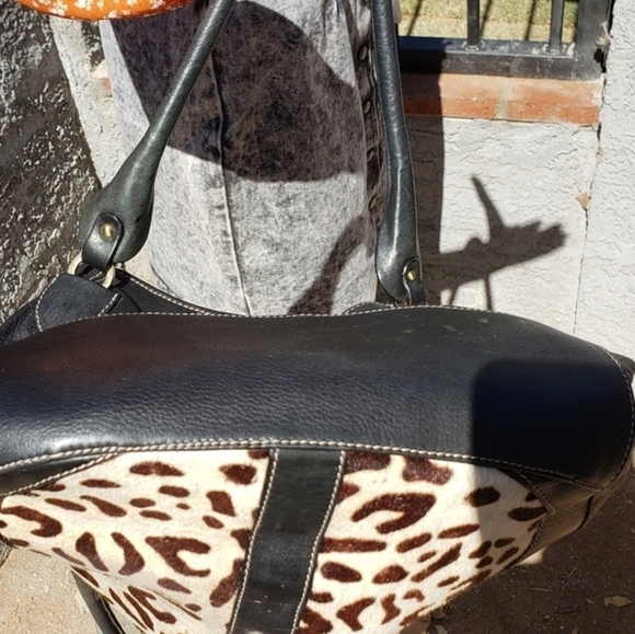 This Michael Rome Designs bag - Picture 7 of 7